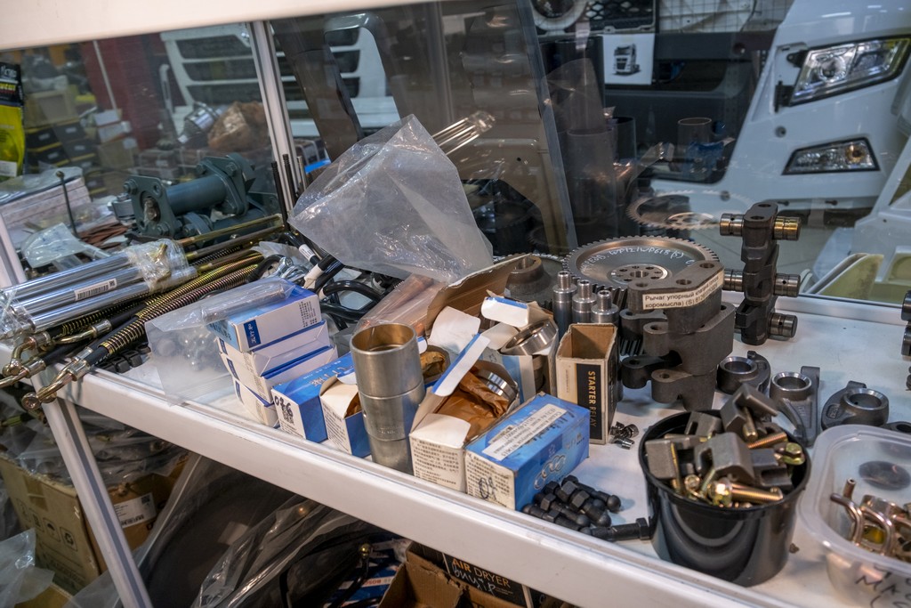 изображение заказать запчасти на китайские грузовики